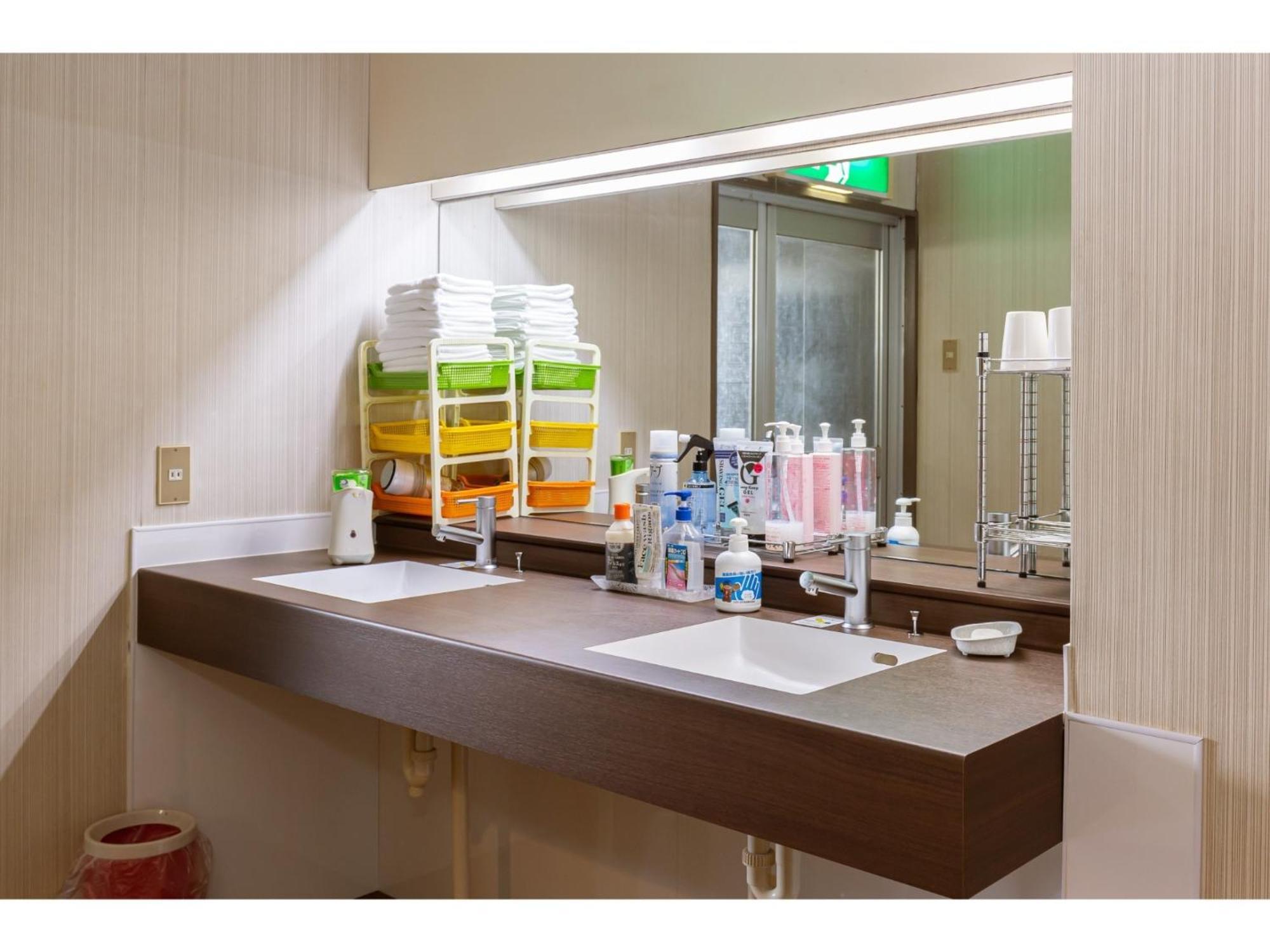 Business Hotel Katsuya - Vacation Stay 62170V Wakayama Extérieur photo